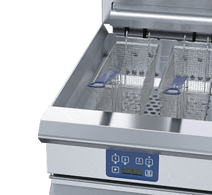 Blue Seal E43E – 450mm Single Pan Electric Fryer with Digital Controls