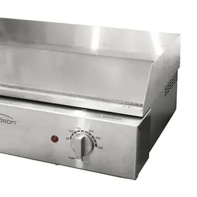 Woodson W.GDA50.10 Countertop Griddle with 8mm Plate – Ideal for Cafés & Food Trucks