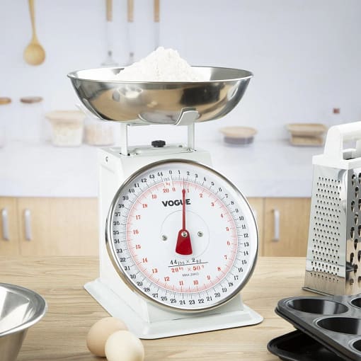 Vogue Kitchen Scale Bowl Top - 20kg/44lbs Grad. 50g/2oz - Image 2