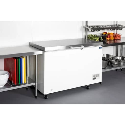 Polar G-Series Chest Freezer with Stainless Steel Lid - 385Ltr - Image 2