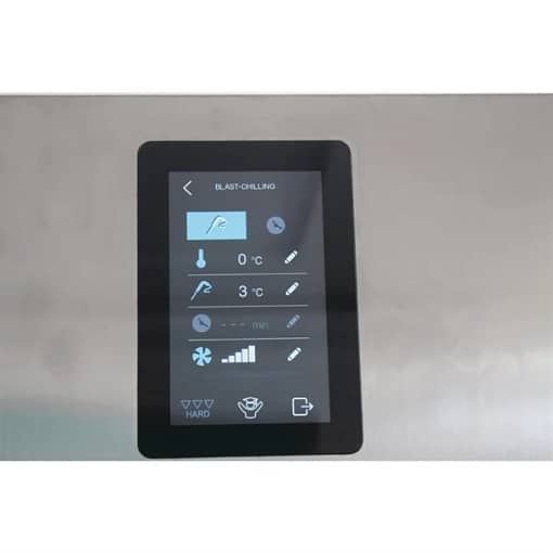 Polar U-Series Blast Chiller 3x GN 1/1 - with Touchscreen Controller - Image 4
