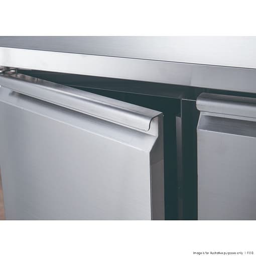 FED-X XGNS1300D Three Door Salad Prep Fridge – 368L, GN Slots, R290 - Image 5