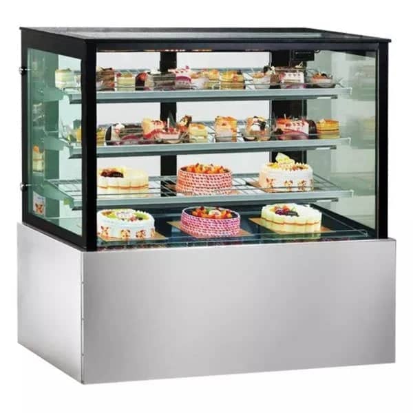 Bonvue SL840V Chilled Food Display | 570L Triple Glass Showcase - Image 3