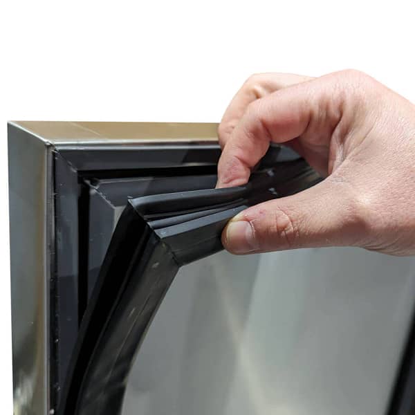 3 Door Saladette with 1/3 GN trays x 8 - Image 10