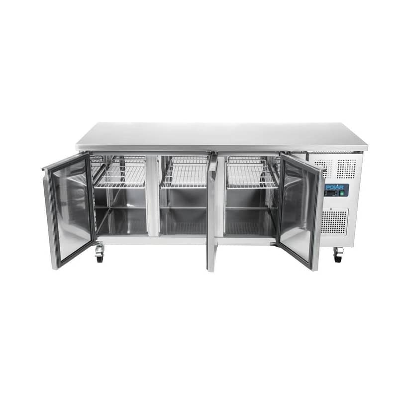 Polar U-Series Triple Door Counter Fridge 417Ltr - Image 2