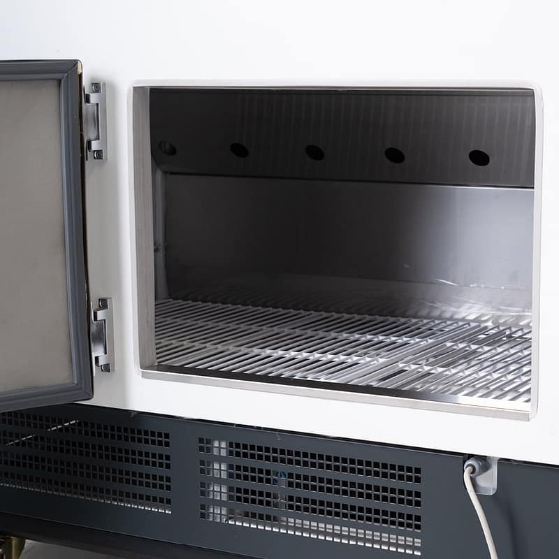 Bromic DD2500SG-NR Square Glass Deli Display – 703L, 2580mm - Image 5