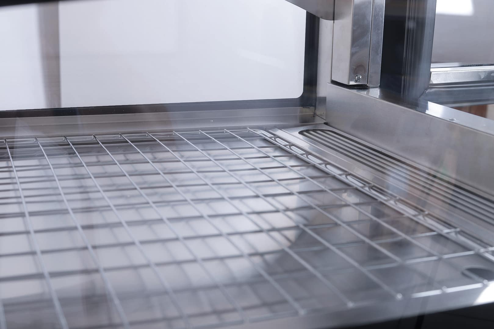 Anvil NDHV4720 4 Tier Hot Display Cabinet – 600mm, 190L - Image 6