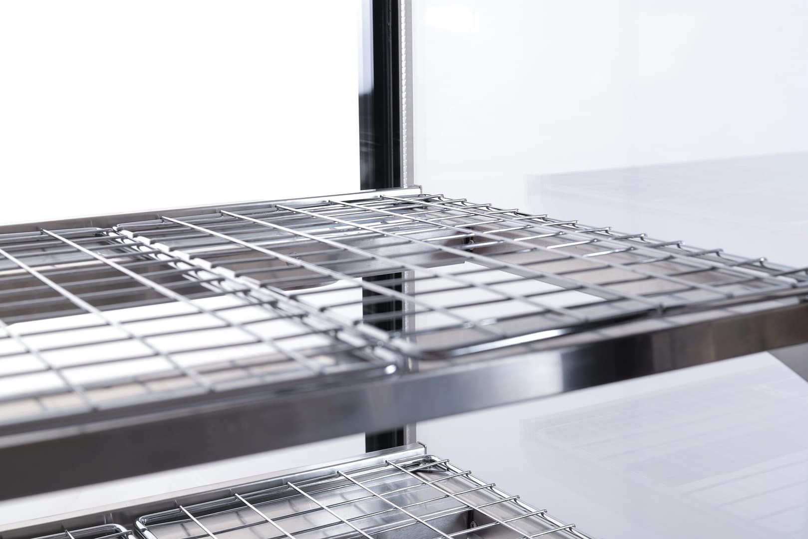 Anvil NDHV4730 4 Tier Square Glass Hot Display – 355L, 900mm - Image 4