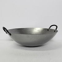 Heavy-Duty Commercial Iron Wok for Professional Kitchens