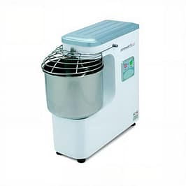 Mecnosud SMM0005 spiral mixer with fixed bowl, 5kg dough capacity, stainless steel, Italian made – front view, Australia