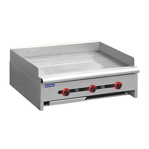 Gasmax RGT-36ELPG three-burner gas griddle with 20mm plate, 910×850×420mm, 81MJ/h LPG, stainless steel – three-quarter view, Australia