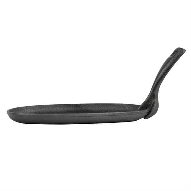 Olympia GG133 cast-iron oval sizzler platter 240×140 mm with removable handle and heat-retaining surface – Australia