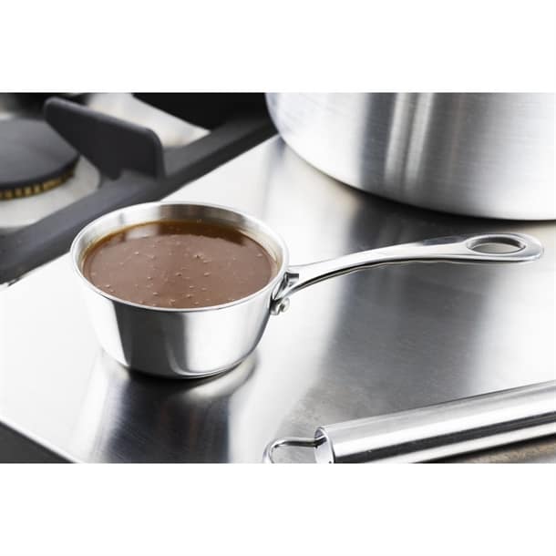Vogue GG760 Stainless Steel Mini Gravy Pan 80mm – 150ml - Image 3