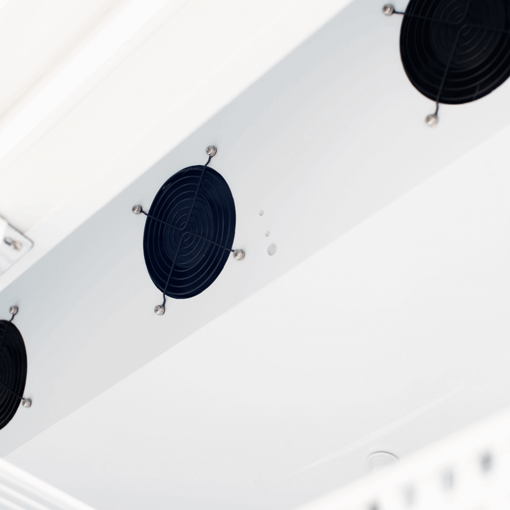 Bromic GM0900LWECO Upright Display Fridge – 885L, 2 Doors, Flat Glass, White - Image 8