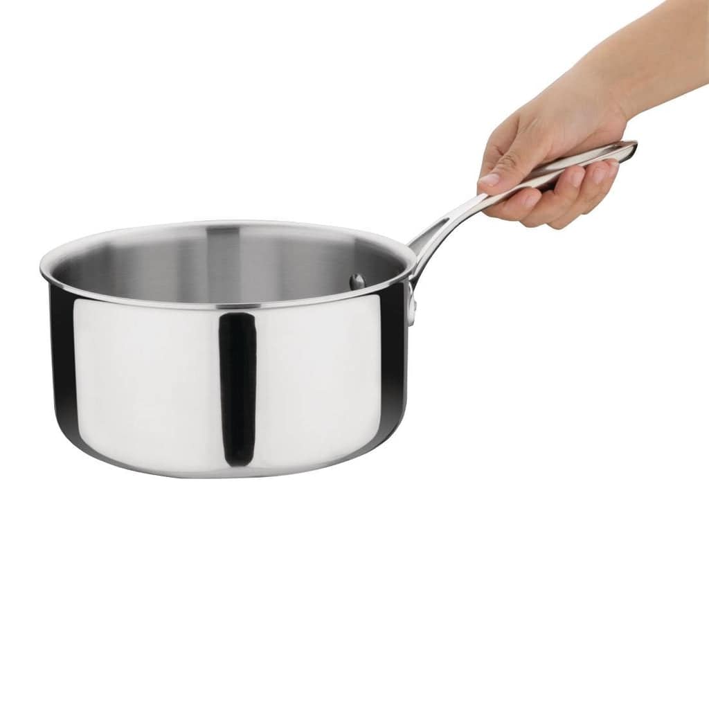 Vogue Tri-wall Saucepan St/St - 200mm 3Ltr 101fl oz - Image 2