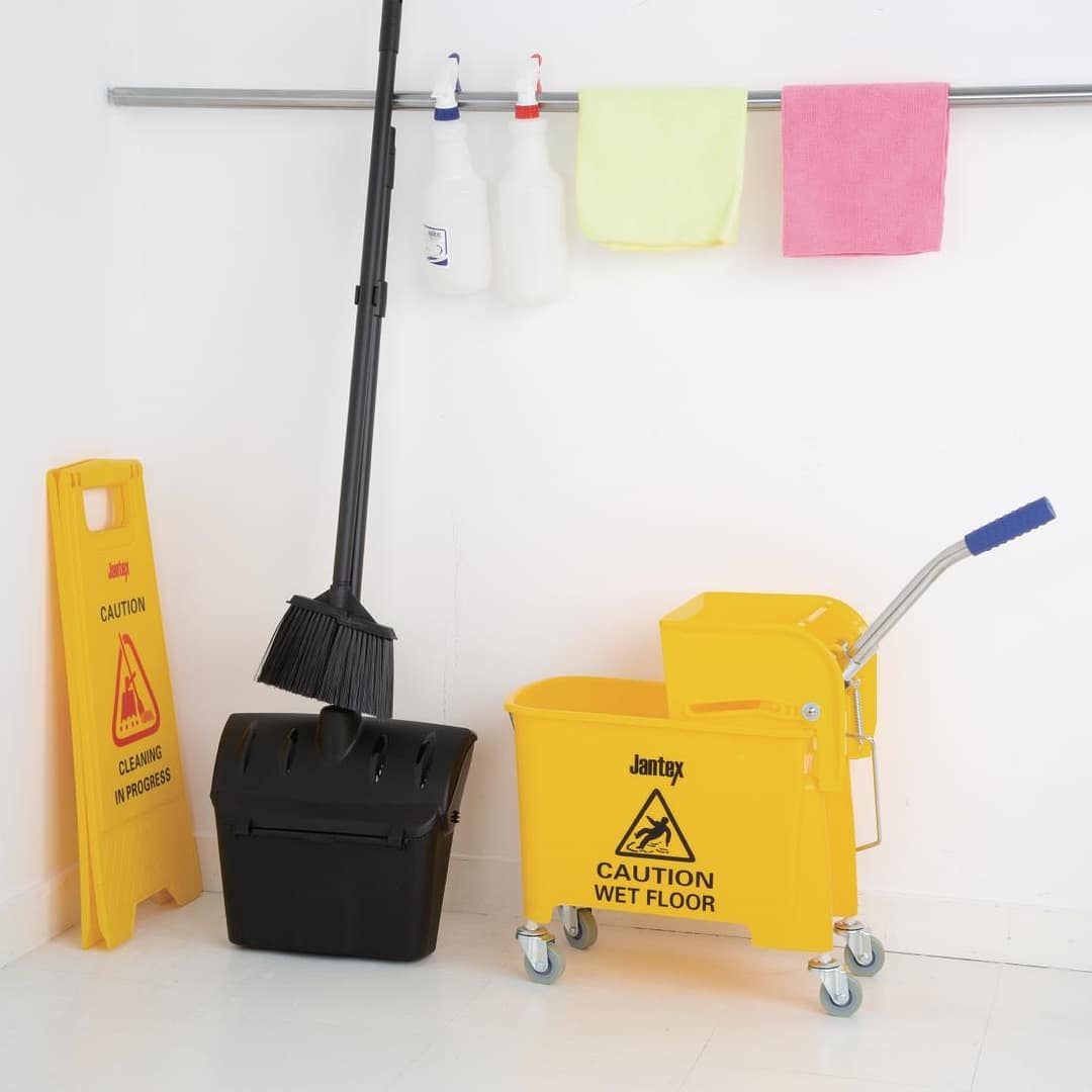 Yellow Mop Wringer & Bucket - 20Ltr - Image 7