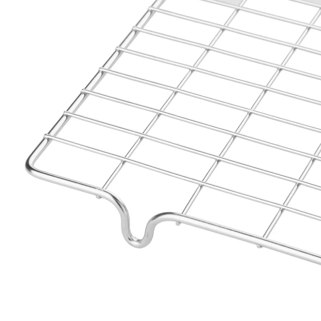 Vogue Small Cake Cooling Tray - 430x254mm 17x10" - Image 3
