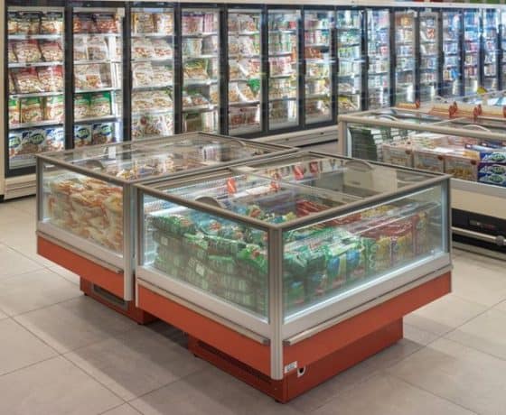 Bonnet Névé Captur Elite Dual-Temperature Island Display Case - Image 2