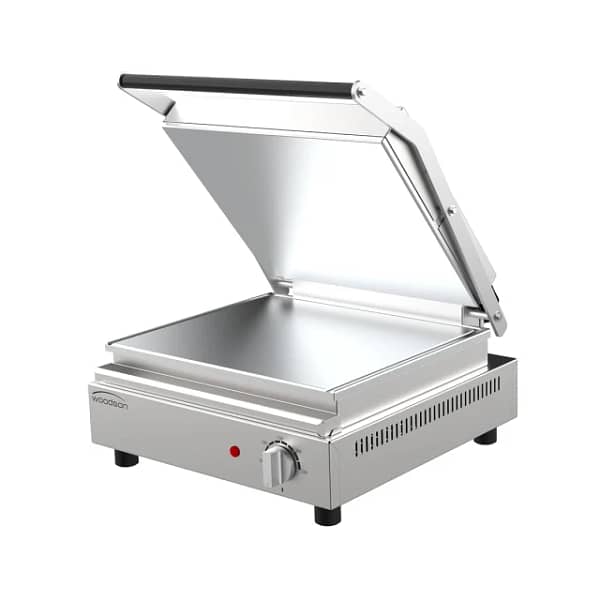 Woodson W.CT6 Smooth Plate Contact Grill – 4 to 6 Slice