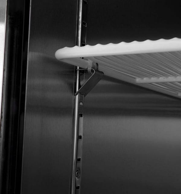 Atosa MBF8002 2-Door Upright Freezer – 1300L Top-Mounted | Ideal for Busy Kitchens - Image 6