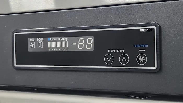 Turbo Air KR45-2G(HC) Display Fridge – 1215L, 2 Glass Doors, Top Mount - Image 2